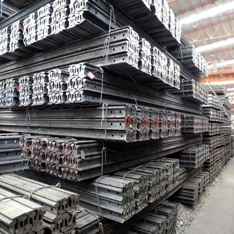 Bainite Rails Are Not Brittle At Low Temperatures QU70 Bainite Rails Are Not Brittle At Low Temperatures QU70